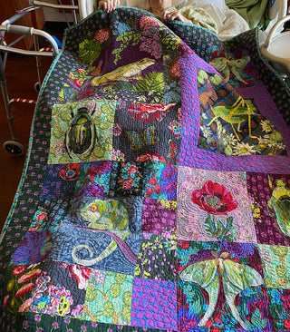 How Do You Use a Collage Quilt?